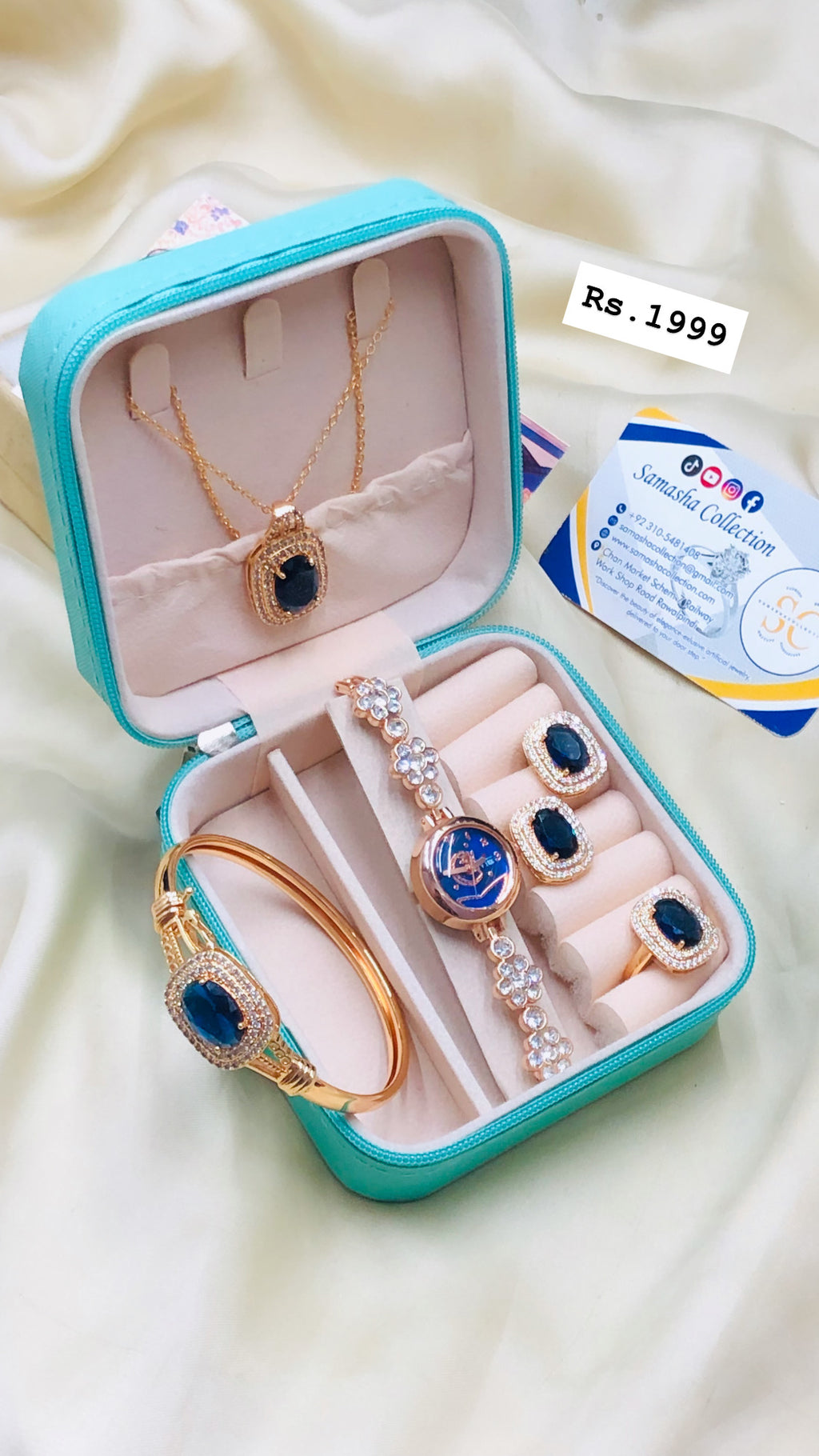 Watch Jewelry With Organiser