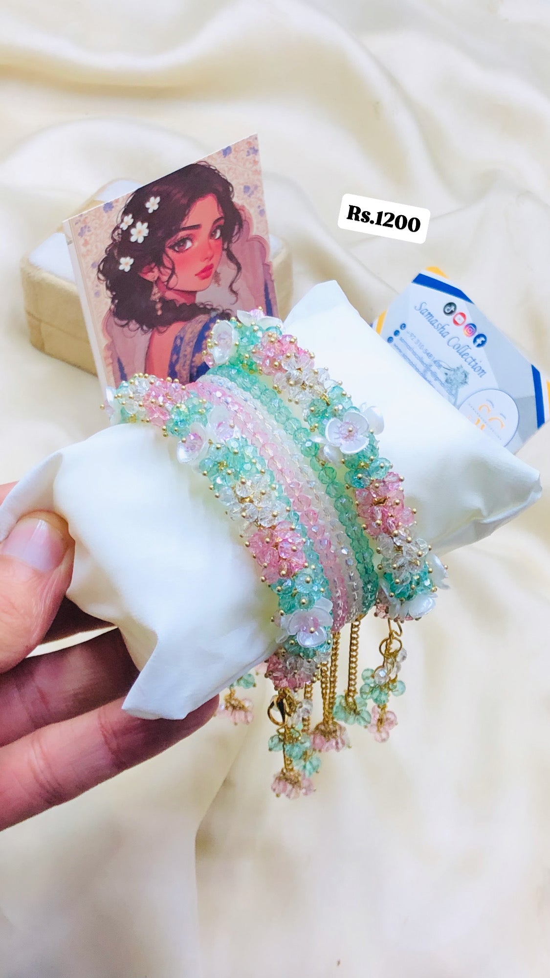 Flower Gajra Beaded Bracelet